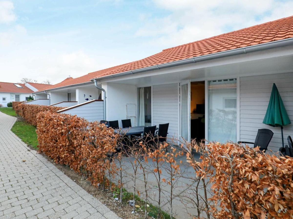 4 Person Holiday Home In R Sk Bing Эрёскёбинг Экстерьер фото
